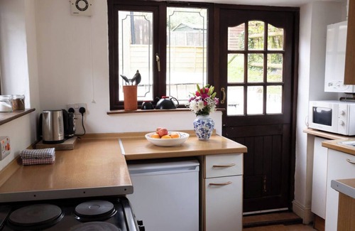 Machynlleth Cottage | Deer House - cosy cottage in Wales for max. 4 people