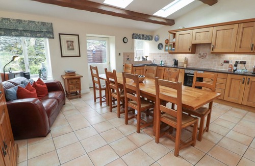 Penrith House | DEER HOW FARM, pet friendly, character holiday cottage in Glenridding