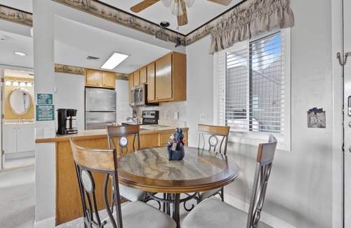 Gatlinburg - Pigeon Forge Condo | Deer Ridge by JMR