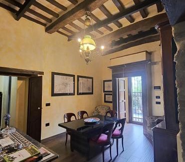 Sassoferrato House | Degli Alessandri house