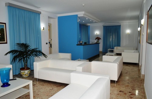 Marina Di Camerota Hotel | Delfino