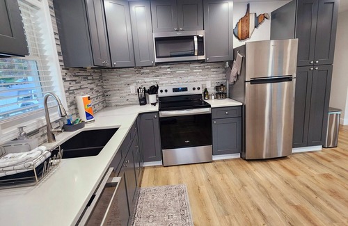 Meadow Bridge House | Delightful 3-bedroom Home on the New River