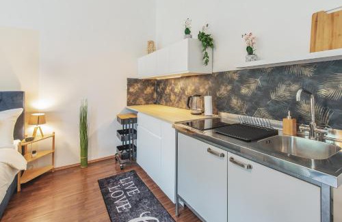 Wahring Apartment | Delightful Apartment - near subway