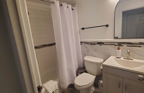 Peachtree Center Condo | Delightful condo with AC in vibrant Atlanta