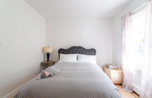 Stanfordville House | Delightful Farm Stay In Horse Country: High speed Wifi, Freshly Laid Eggs Daily
