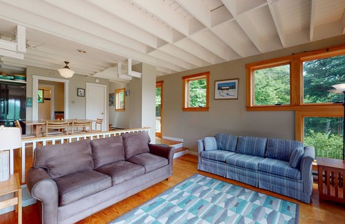 Granville House | Delightful Retreat W/Firepit, Wooded Surroundings, and Free WiFi