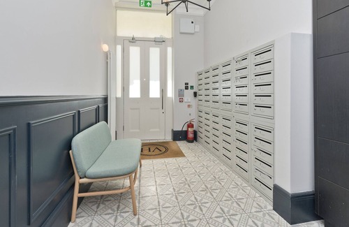 Camden Town with Primrose Hill Apartment | Delightful Studio in Primrose Hill