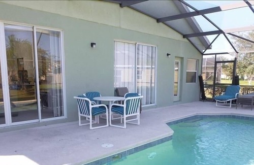 Marbella House | Delightful Villa in Marbella Davenport 4BR 3BA by RedAwning