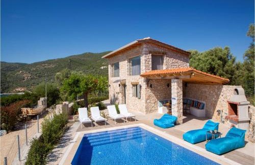 Evgiros Villa | dell Mar stone house
