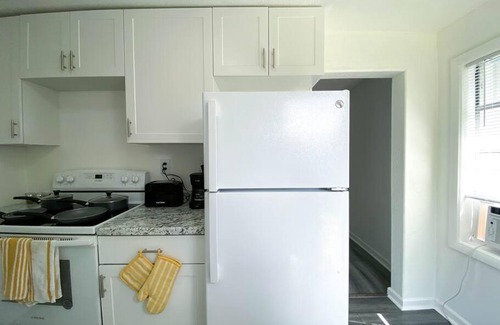 Delray Beach House | Delray Beach amazing house fits up to 8 people, works best for 5 - At Av 344