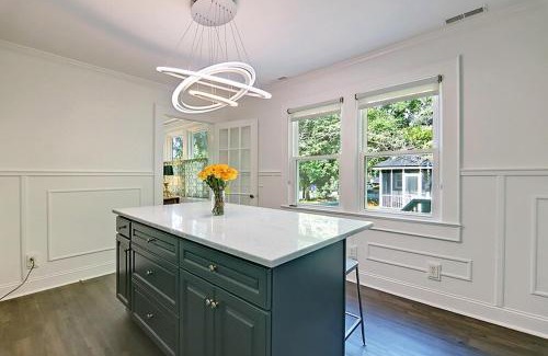 North Charleston House | Delsey family home steps away from Park Circle