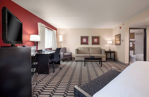 Fargo Hotel | Delta Hotels by Marriott Fargo