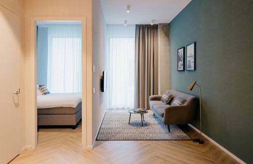 Eastern Docklands Apartment | Deluxe 1 Bedroom Apartment at Docklands