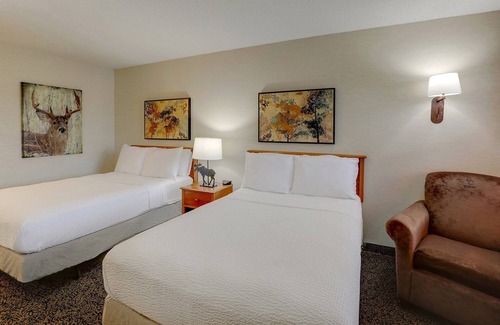 Quincy Hotel | Deluxe 2 Double, Stoney Creek Quincy, 2 Pools, Free Parking | 2 Units