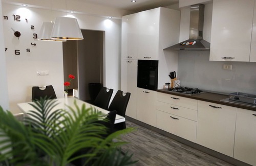 Kastel Stafilic Apartment | Deluxe apartment BellaCosta