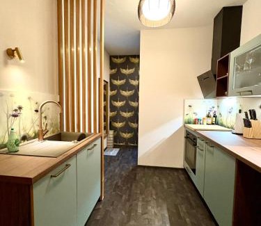 Altlandsberg Apartment | Deluxe Apartment mit Balkon und Frühstück im Hotel Reindahls