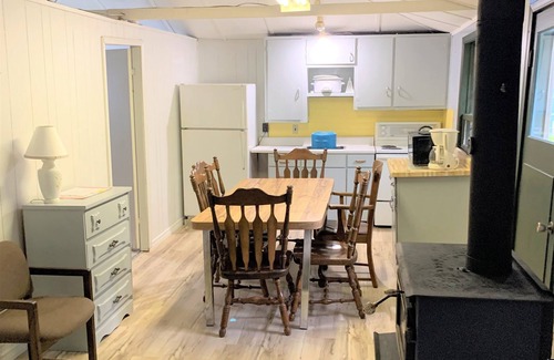 South Bruce Peninsula Cabin | Deluxe Beachfront Villa 3 Bedroom, sleeps 10