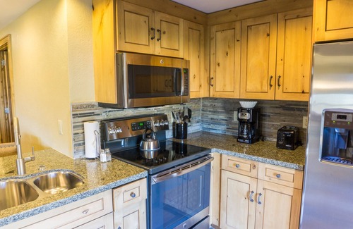 Park City Condo | Deluxe condo in newly remodeled Grand Summit Hotel by RedAwning - Save 20% on 7+ Nights!