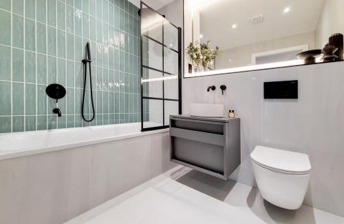 Harrow Apartment | Deluxe Harrow Wembley Apartment