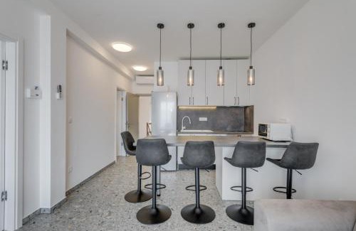 Mimice Apartment | Deluxe Seaview Villa KENNEDY III