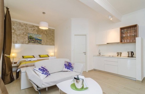 Saplunara Apartment | DELUXE STUDIO - TOUCH OF INFINITY