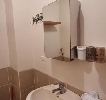 A. Bonifacio Apartment | Deluxe Studio Unit in QC for Staycation