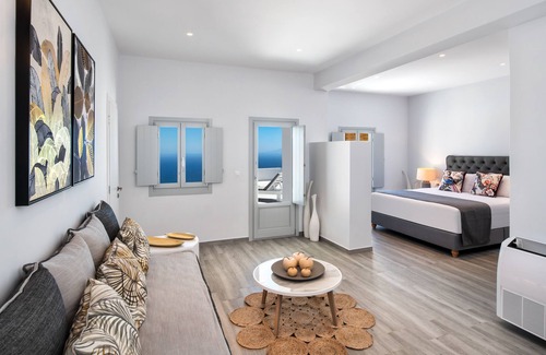 Vourvoulos House | Deluxe Suite Sea View with private pool - Siete Mares Luxury Suites