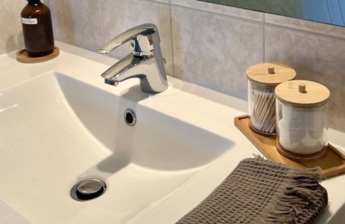 Plassac Bed & Breakfast | Demeure de l'Estuaire : Twin Room with Private Bathroom
