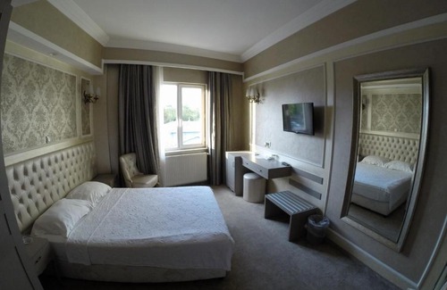 Rasimpasa Hotel | deniz otel