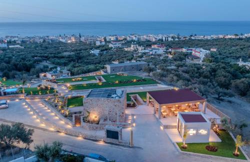 Hersonissos Centre Hotel | Deos Luxury Suites - Adults Only