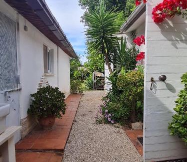 San Felice Circeo House | Dependance in Villa