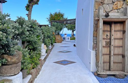 Panarea House | Dependance La Caletta