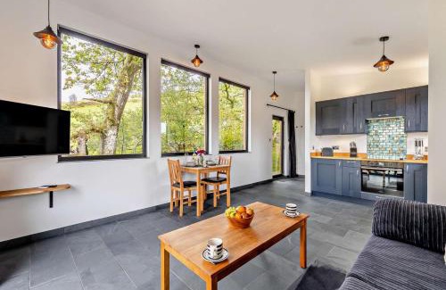 Llanfair Caereinion House | Derw Bach