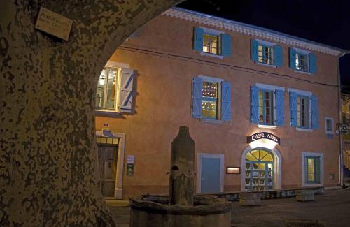 Herepian Bed & Breakfast | Des Lits Sur La Place