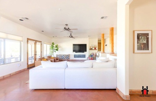 Rio Verde Foothills Villa | Desert Escape+Casita, Pool, Peloton, Cowboy Tub