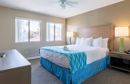 Indio Hotel | Desert Oasis Retreat in Indio | Swimming Pool | Free Parking