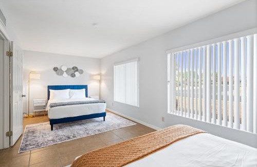 Deer Valley House | Desert Oasis with Pool and Games