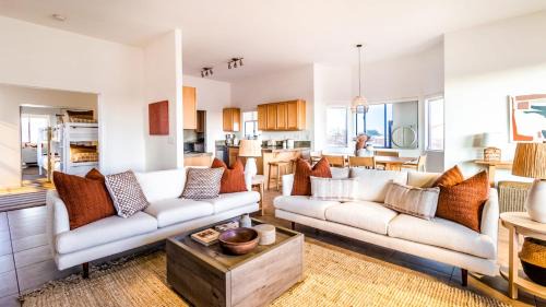 Joshua Tree Apartment | Desert Villa w Stunning Night Sky Views & Game Room