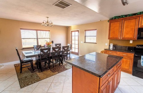 Wonder Valley House | DesertGem 5Acres Arcade Pool Spa KingBed Game Room
