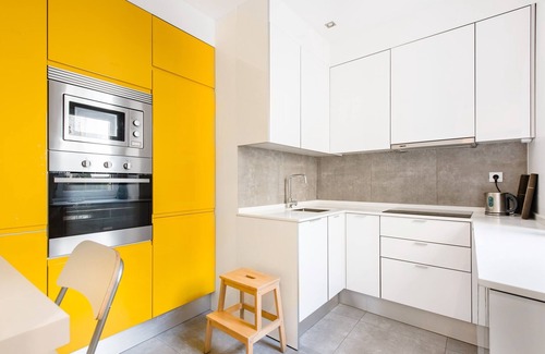Encarnacao Apartment | Design Duplex Apartment BA/Chiado