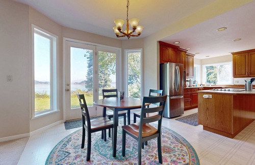 Oak Harbor House | Designer bay-view estate with home office, beach nearby