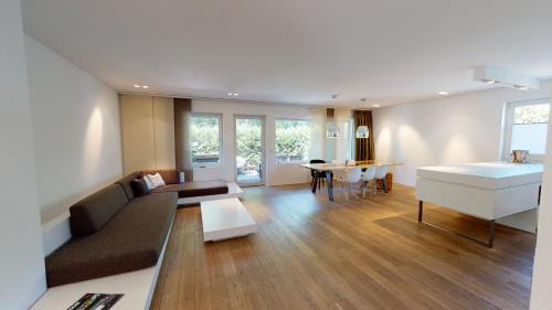 Wahnheide Apartment | Designer-Loft mit Whirlpool