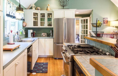 Barnstable House | Desirable Barnstable Village Private Retreat