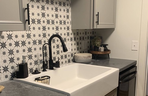 Linden Hills Condo | Desirable Linden Hills Condo