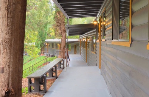 Sedona Apartment | Destination Oak Creek 7 1 Bedroom Apts by RedAwning