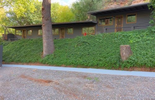 Sedona Apartment | Destination Oak Creek 7 1 Bedroom Apts by RedAwning