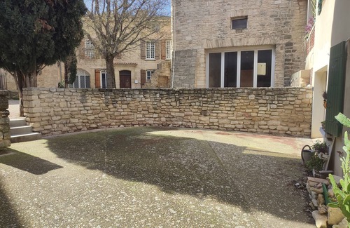 Caromb Apartment | Detached 50 m2 apartment in village house.