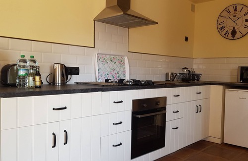 Alhaurin el Grande Cottage | Detached Casita with large 10mtr x 5mtr pool set in tropical gardens