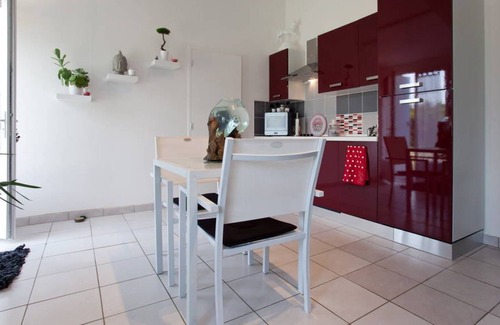 Arles Apartment | Detached cottage