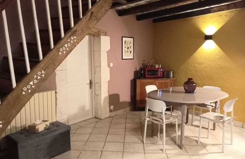 Condat-sur-Trincou House | Detached house in Dordogne, Périgord Vert, swimming pool and fireplace depending on season